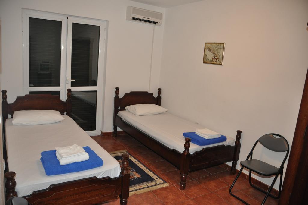 Apartmani Jasmina โกตอร์ ภายนอก รูปภาพ